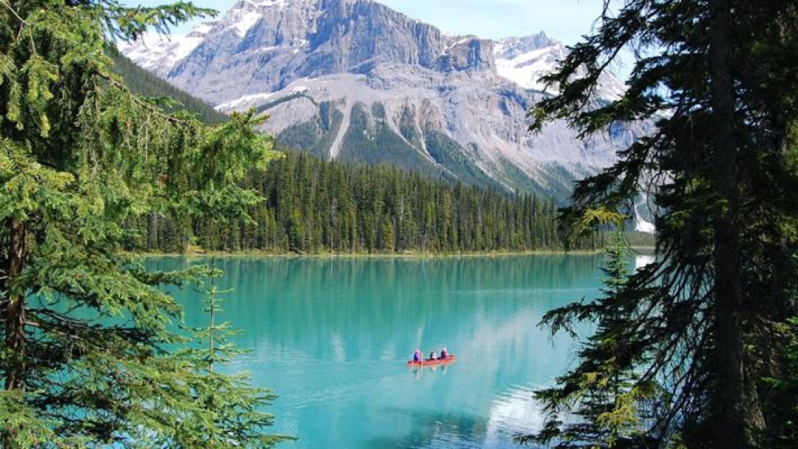  Mountains, lake and trees