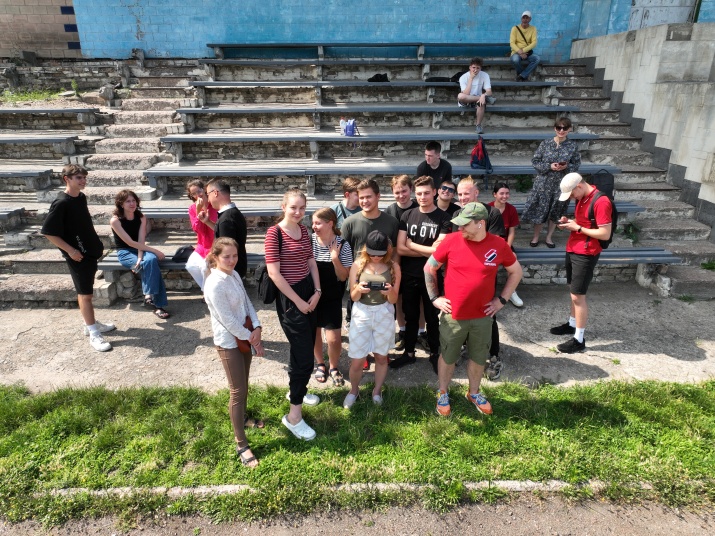 ChSTU students learning to fly the survey drone