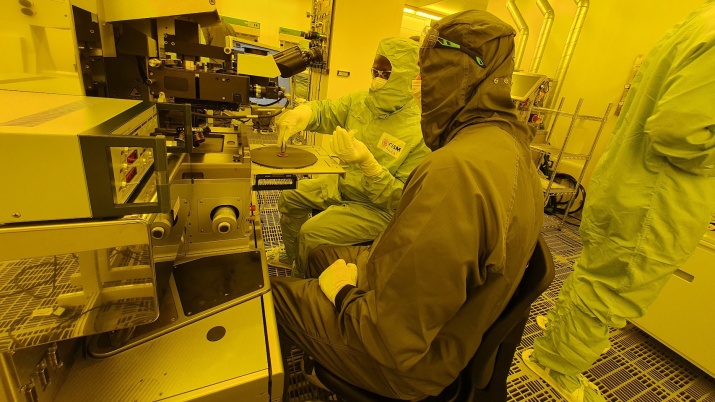 Cleanroom Training Swansea University