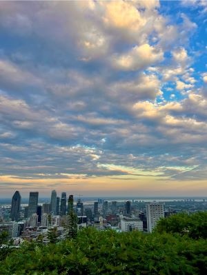 Image of downtown Montréal